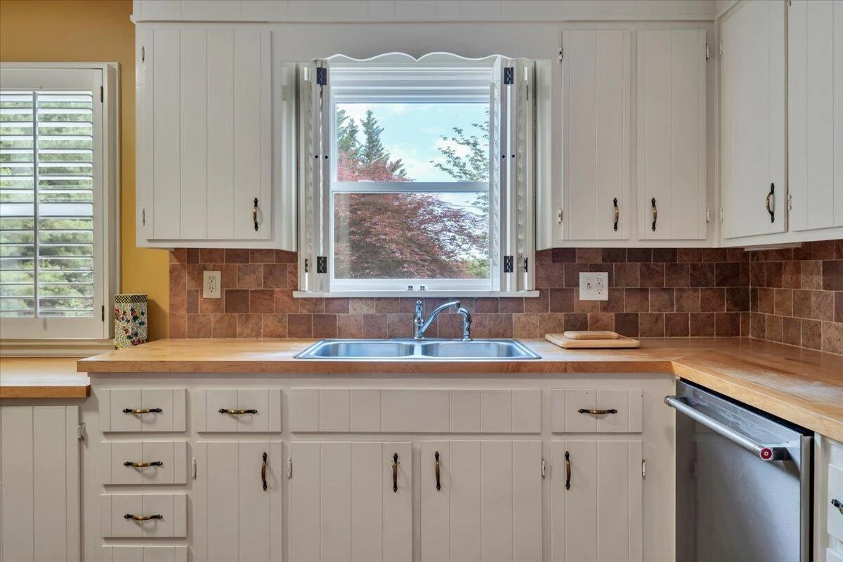 1700 Home CIR - Photo 9