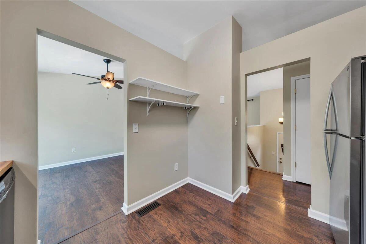 4912 Shadow LN - Photo 10
