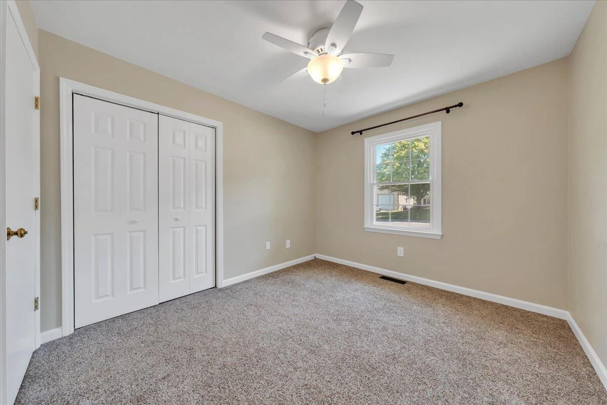 4912 Shadow LN - Photo 17