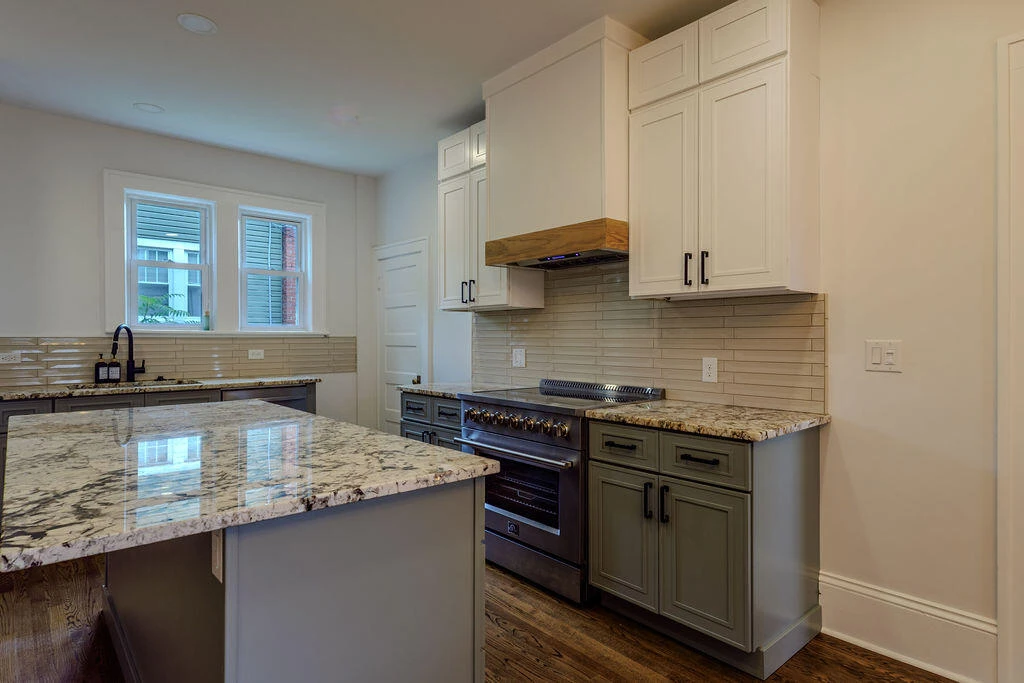 521 Riverland RD SE - Photo 18