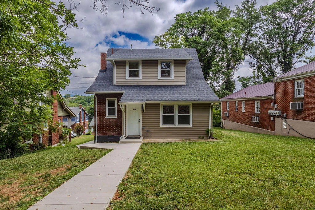 521 Riverland RD SE - Photo 3