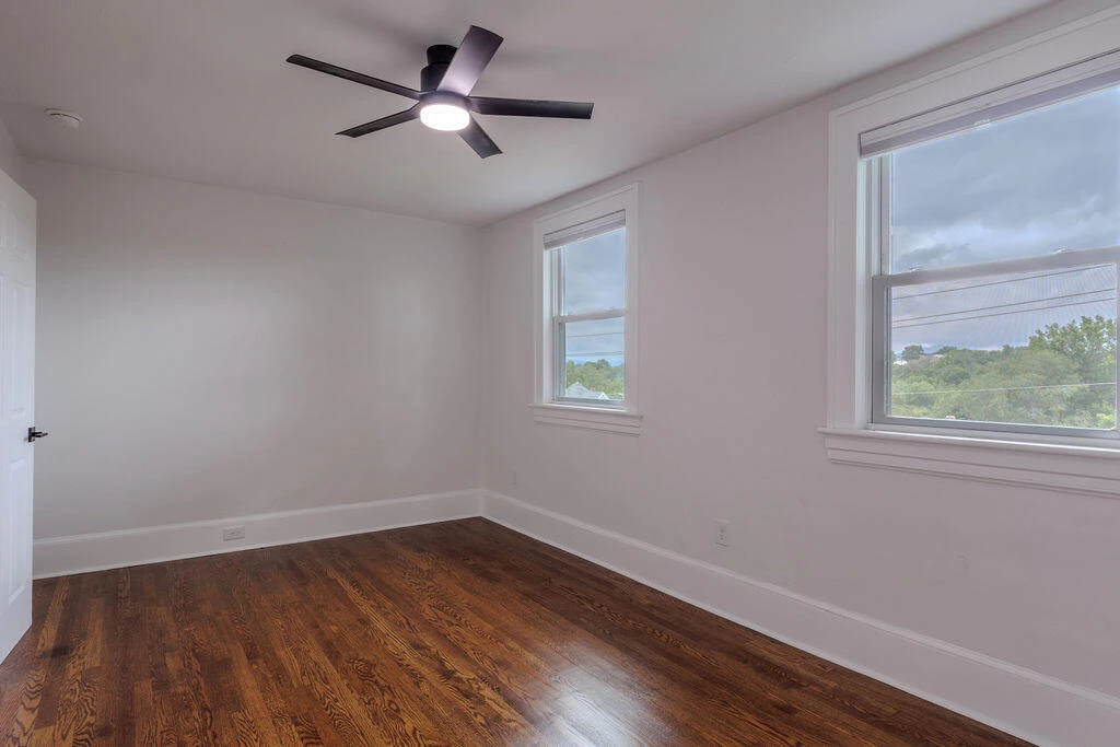 521 Riverland RD SE - Photo 31