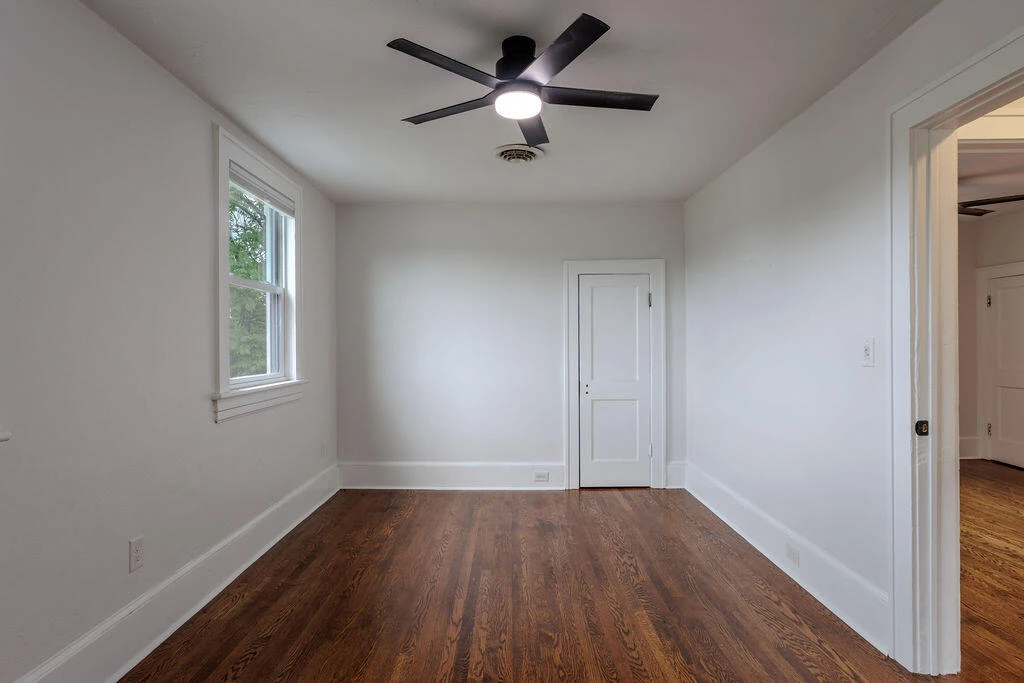 521 Riverland RD SE - Photo 33