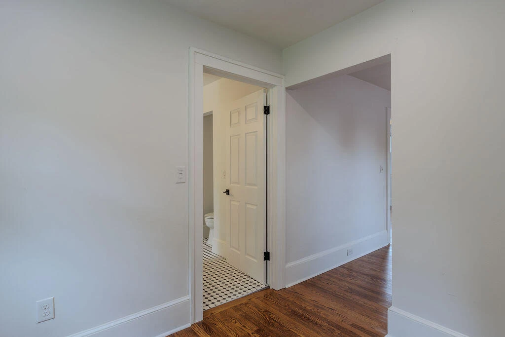 521 Riverland RD SE - Photo 38
