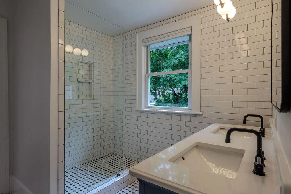 521 Riverland RD SE - Photo 40