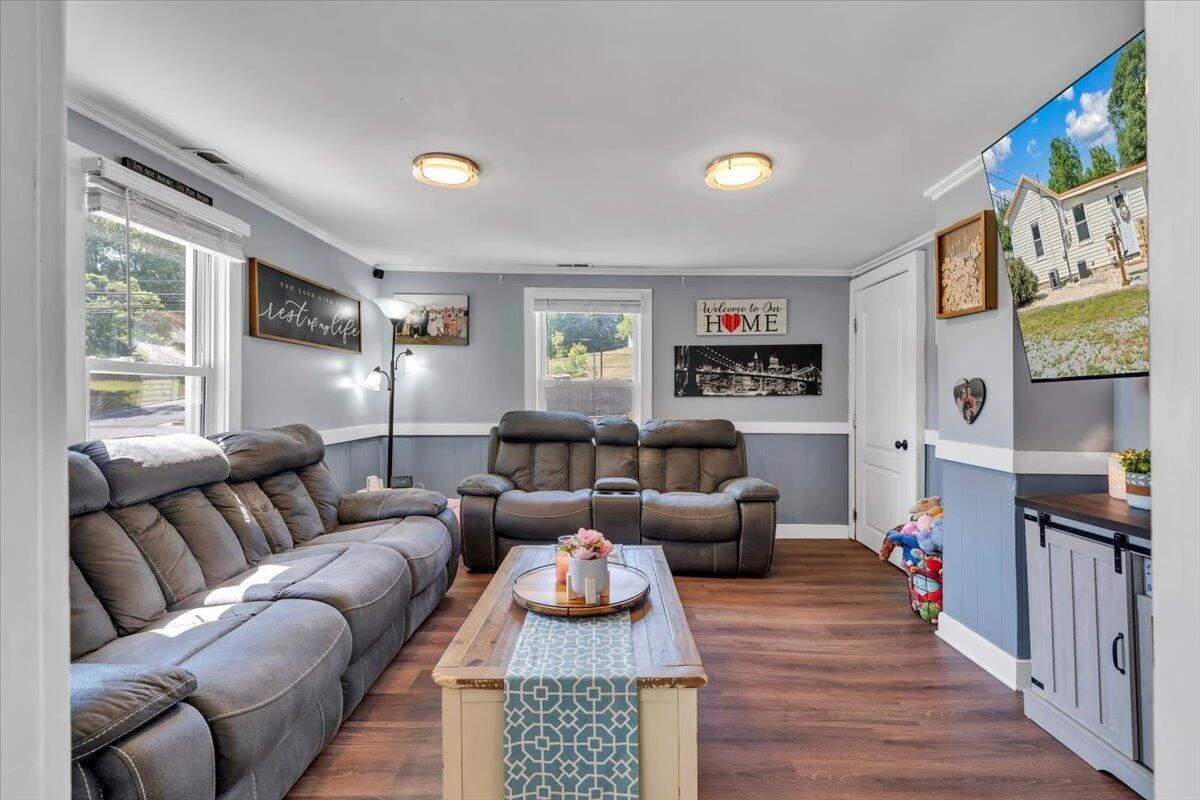 5034 Lee HWY - Photo 11