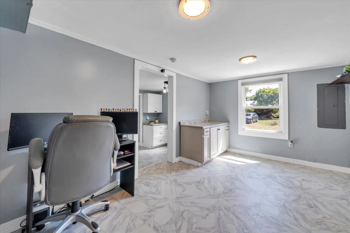 5034 Lee HWY - Photo 9
