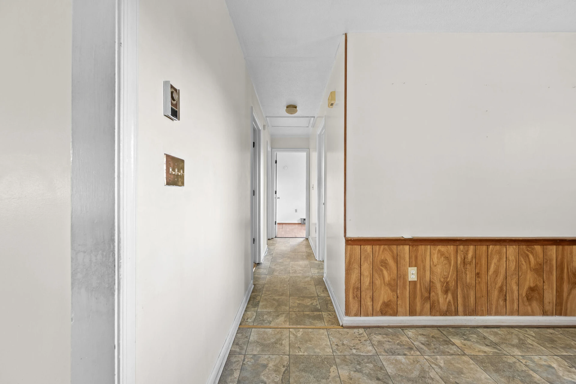2145 McGhee ST - Photo 19