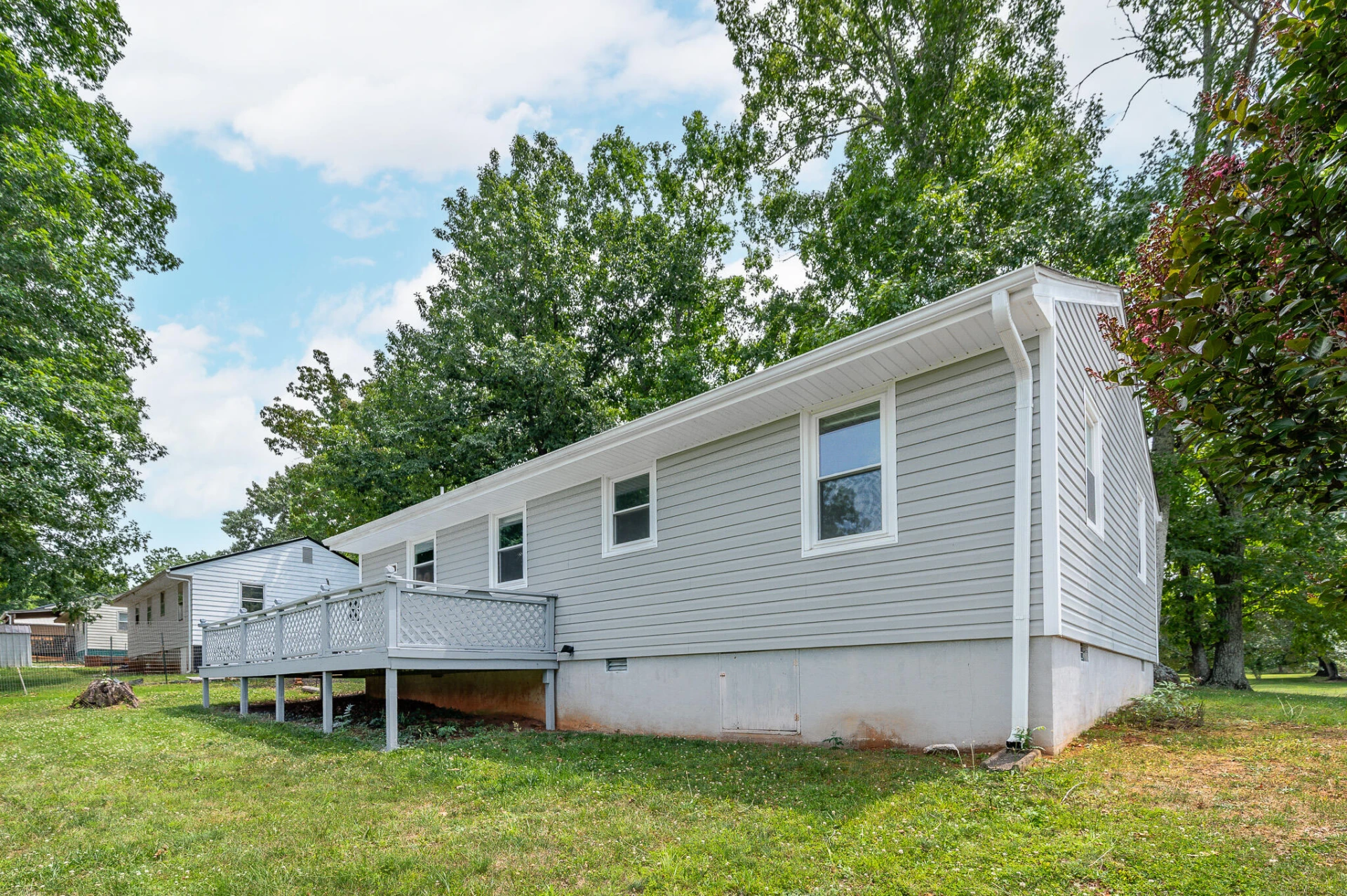 2145 McGhee ST - Photo 28
