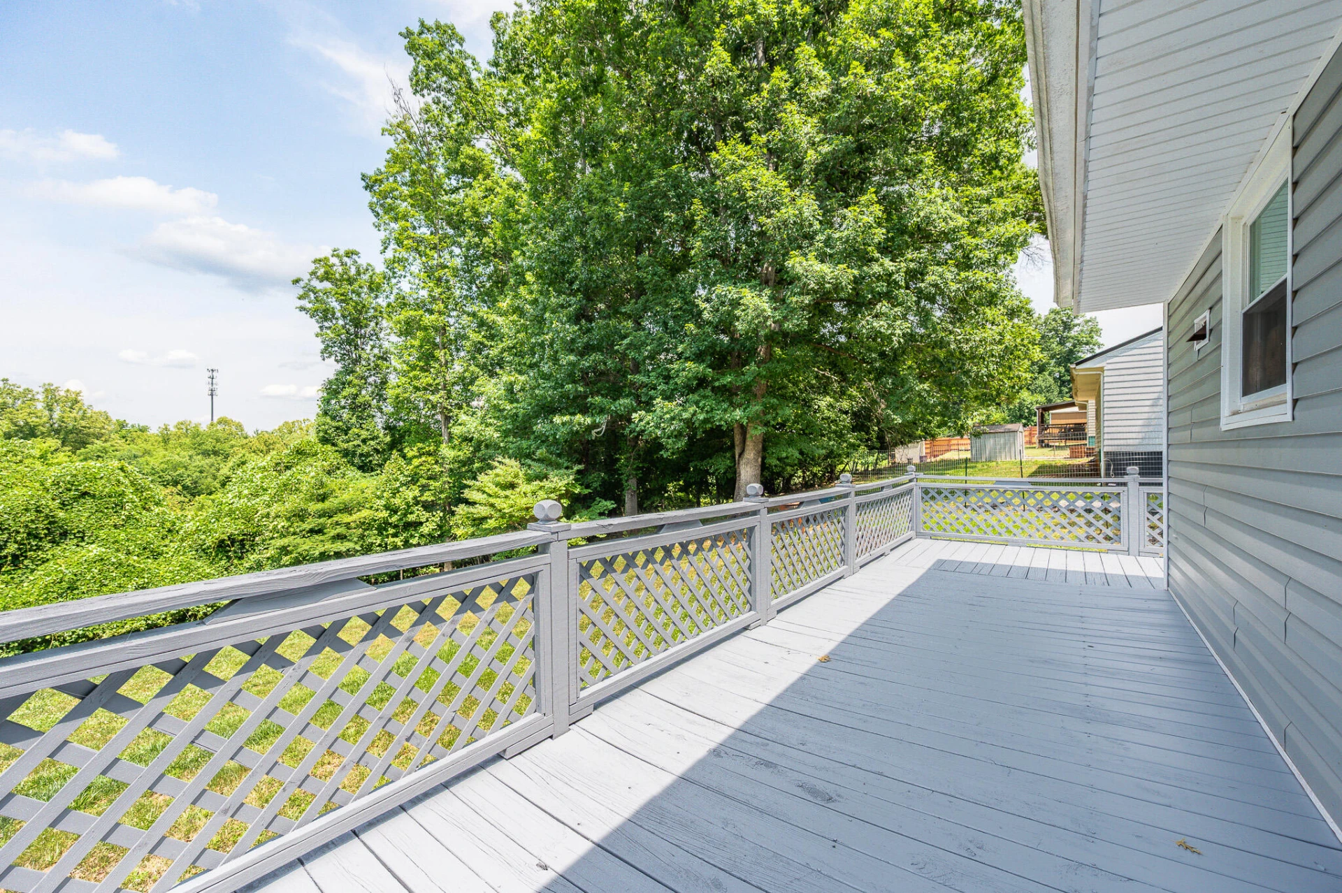 2145 McGhee ST - Photo 32