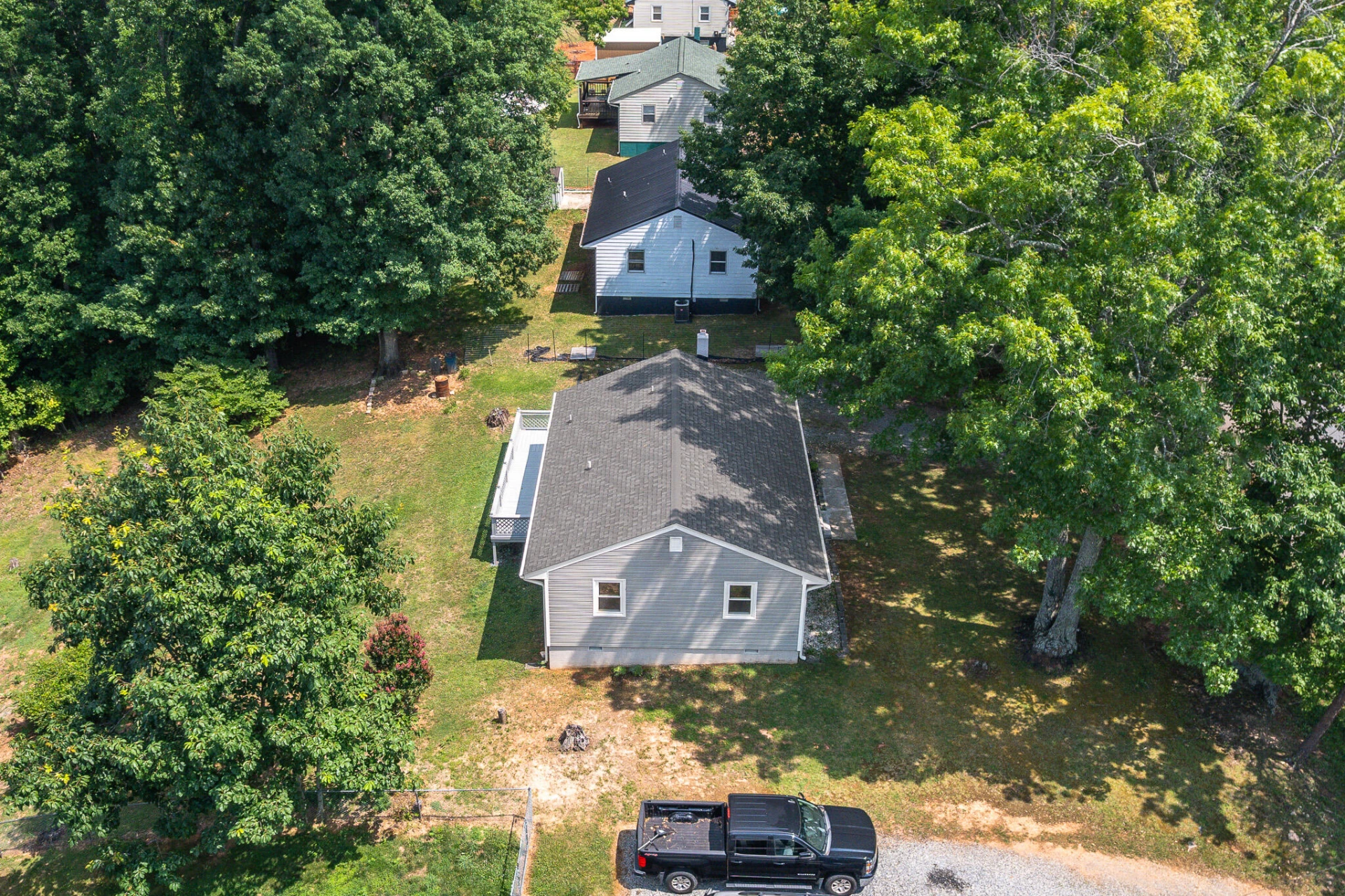 2145 McGhee ST - Photo 40