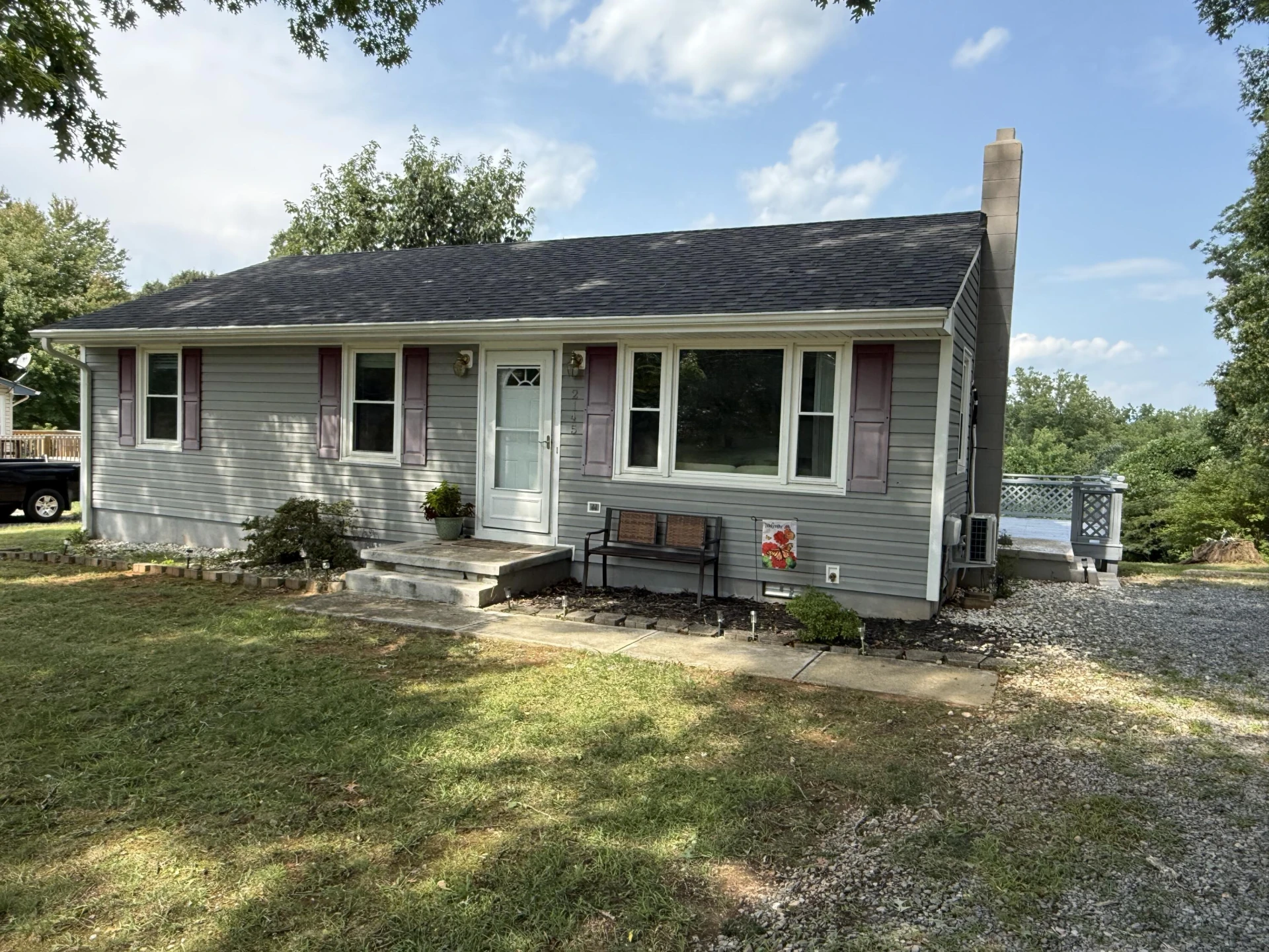 2145 McGhee ST - Photo 3