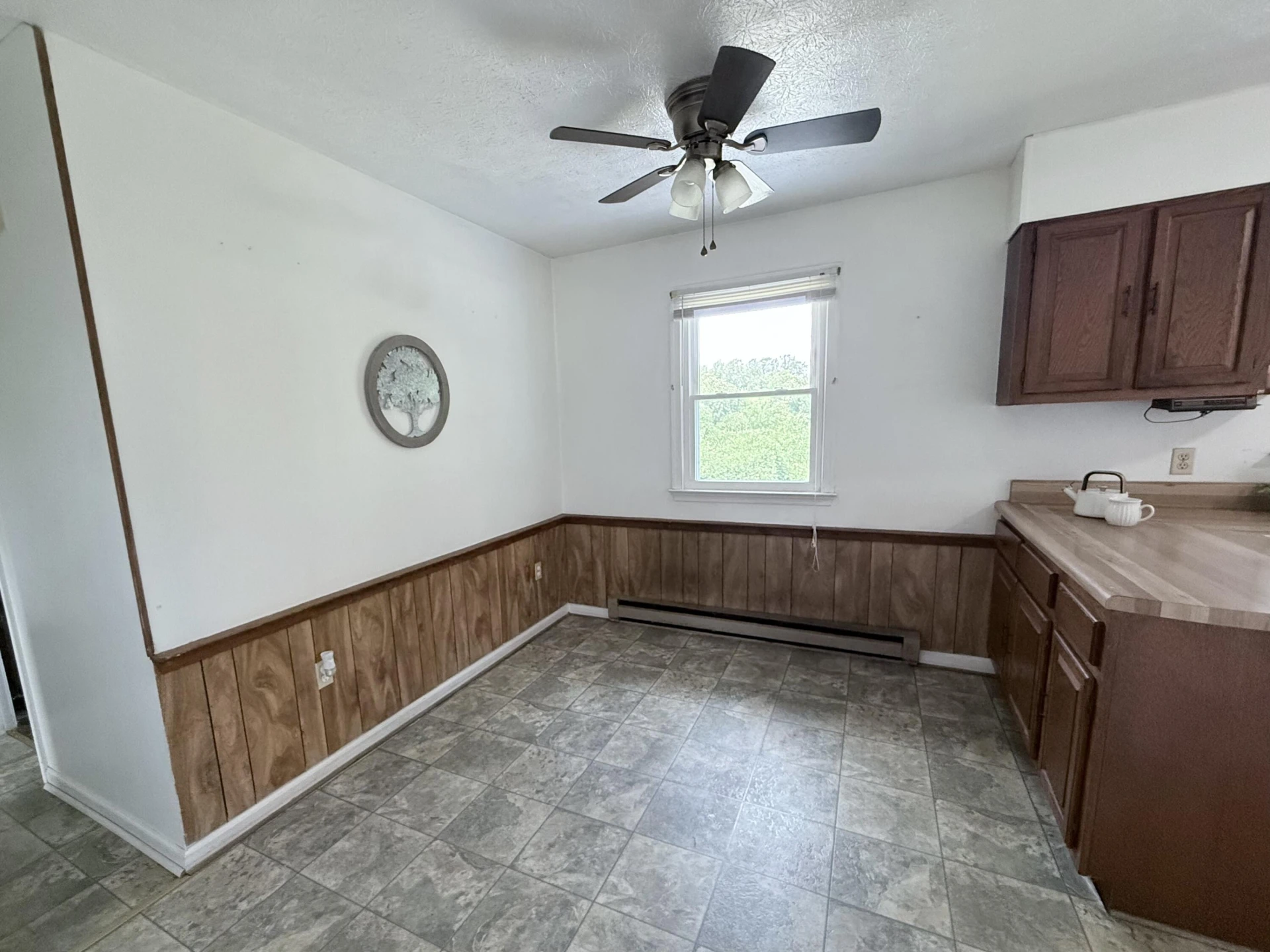 2145 McGhee ST - Photo 14