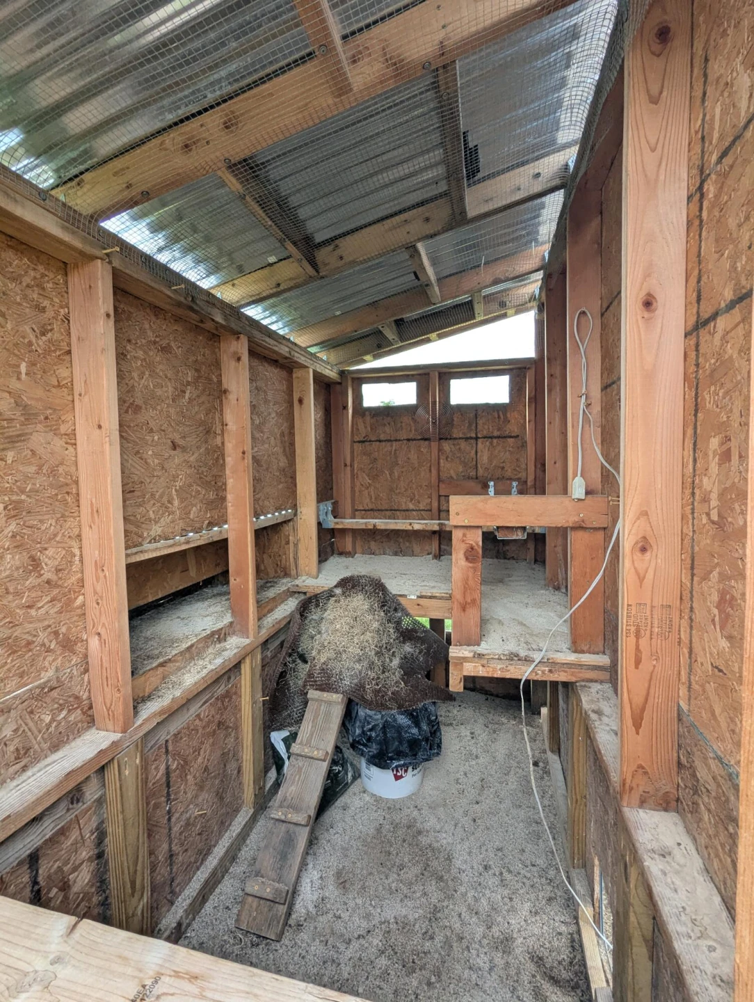 1345 Hale RD NE - Photo 32