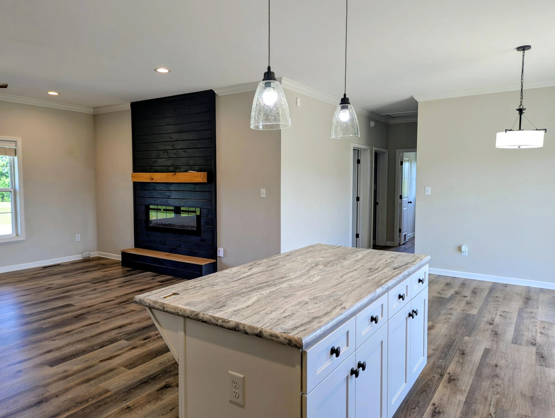 1345 Hale RD NE - Photo 10