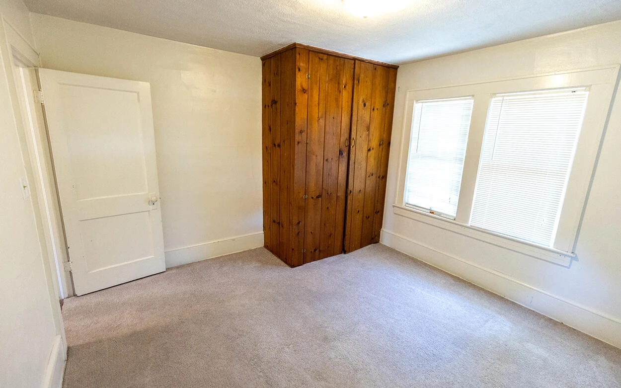 502 N Market ST - Photo 15