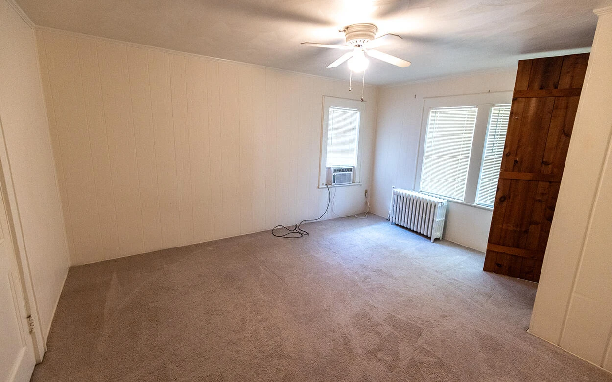 502 N Market ST - Photo 16