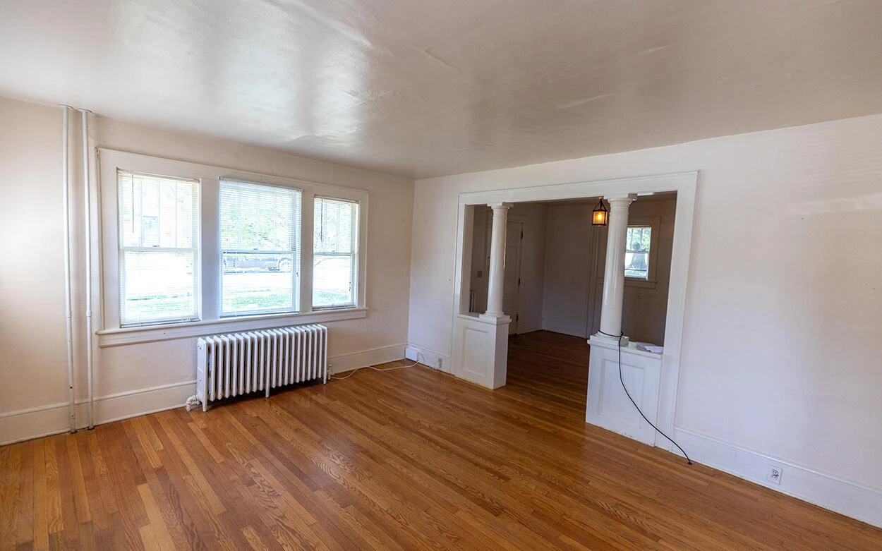 502 N Market ST - Photo 5