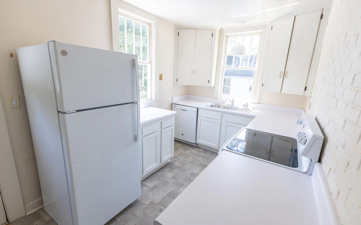 502 N Market ST - Photo 8
