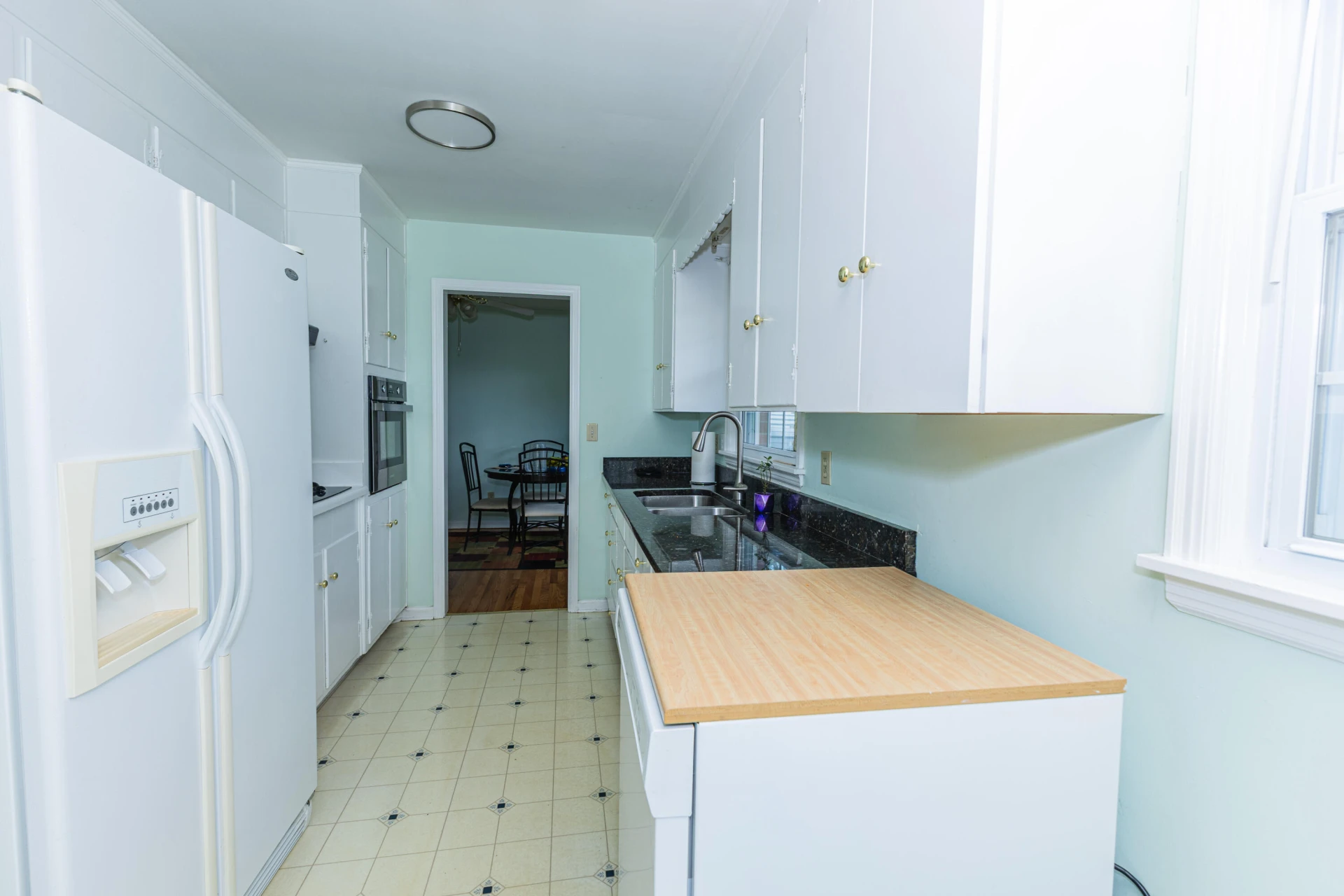 5563 Green Meadow RD - Photo 8