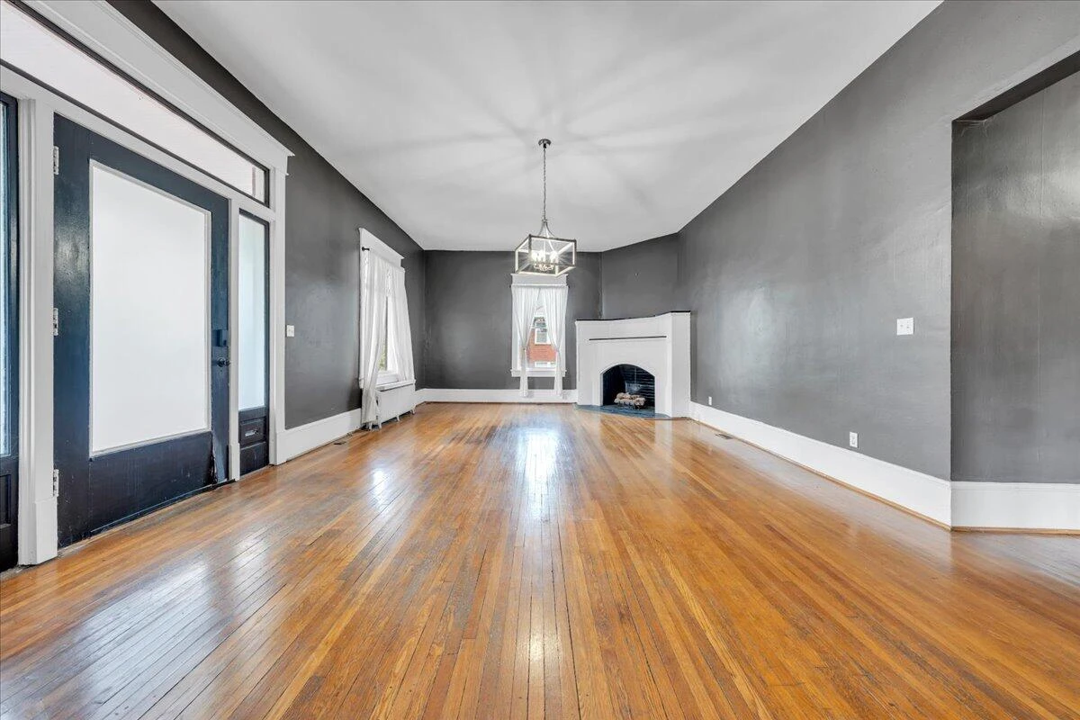 376 Allison AVE SW - Photo 4