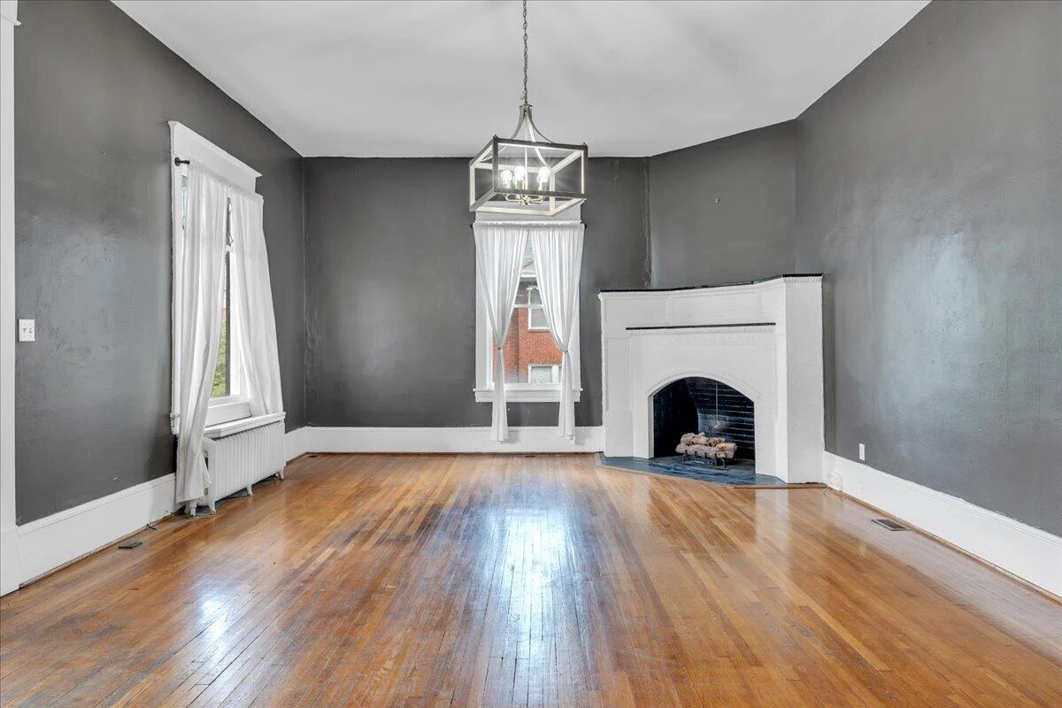376 Allison AVE SW - Photo 5