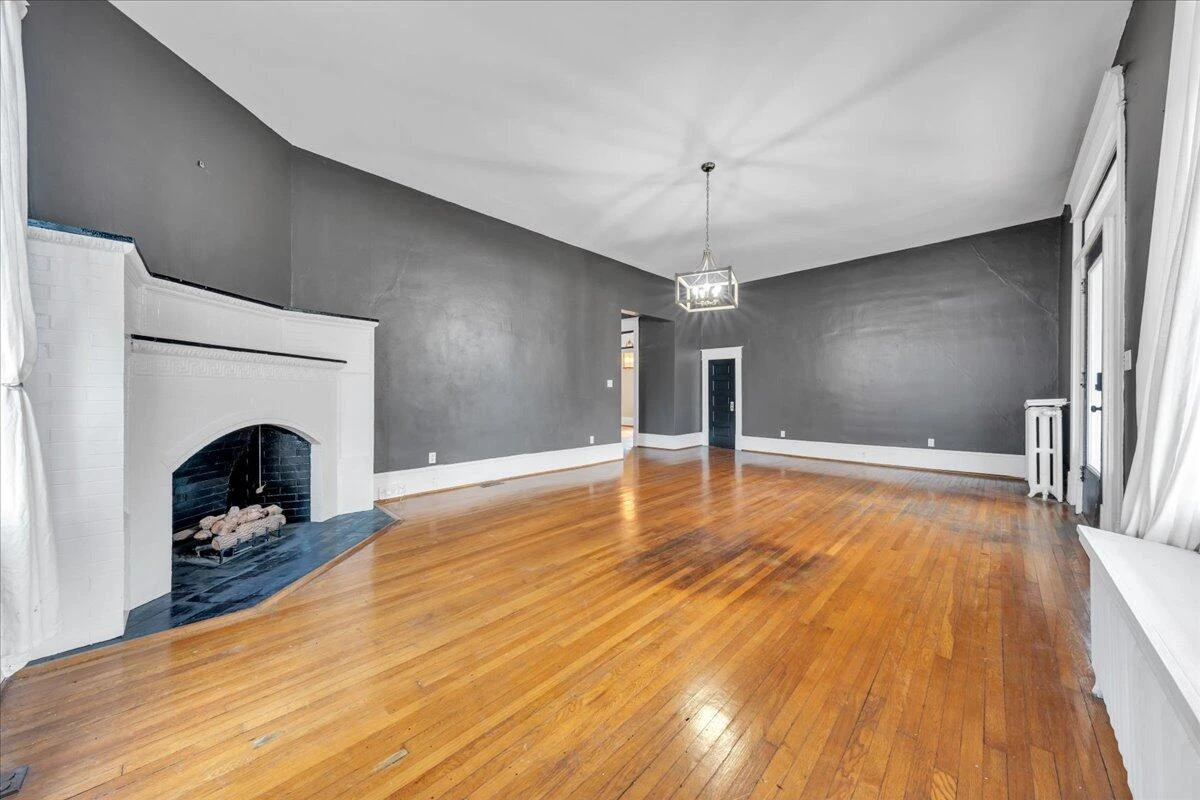 376 Allison AVE SW - Photo 7