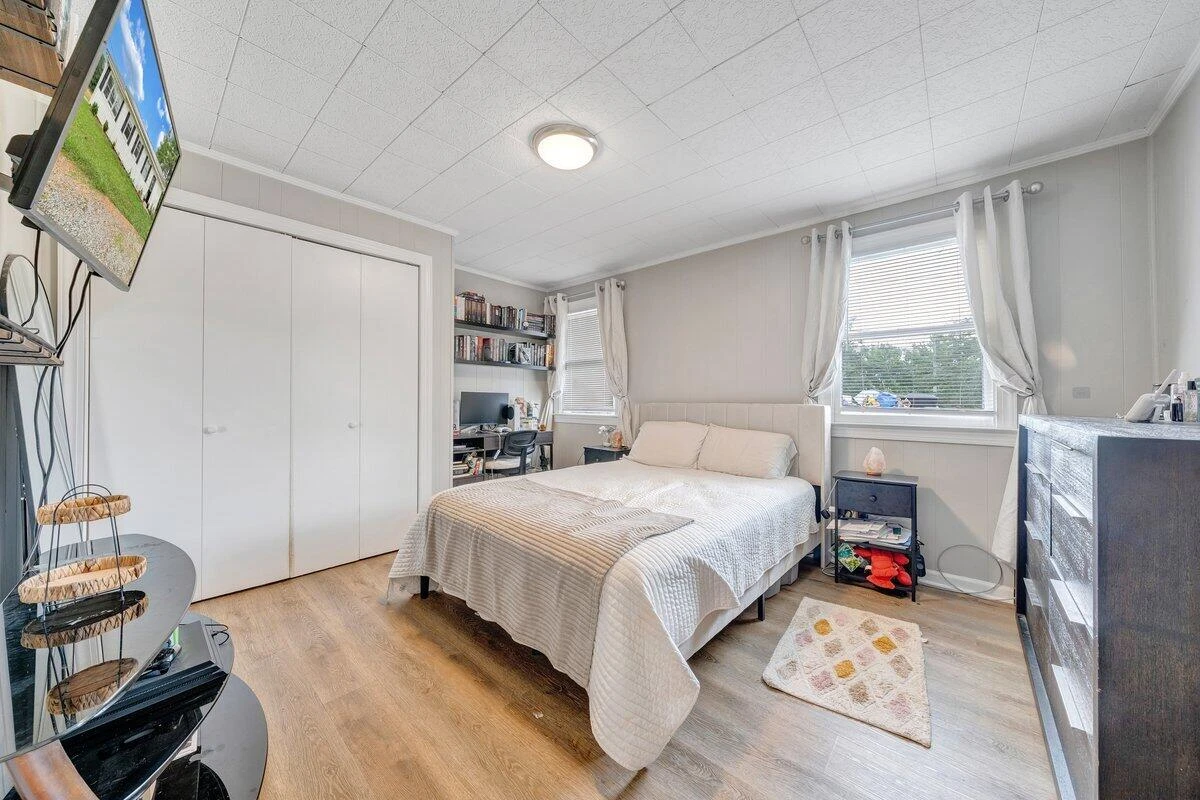 4228 Franklin ST - Photo 15