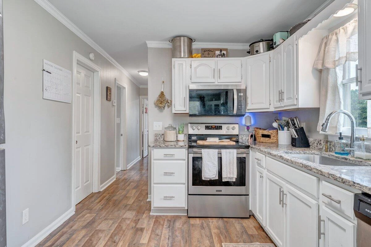 4228 Franklin ST - Photo 3