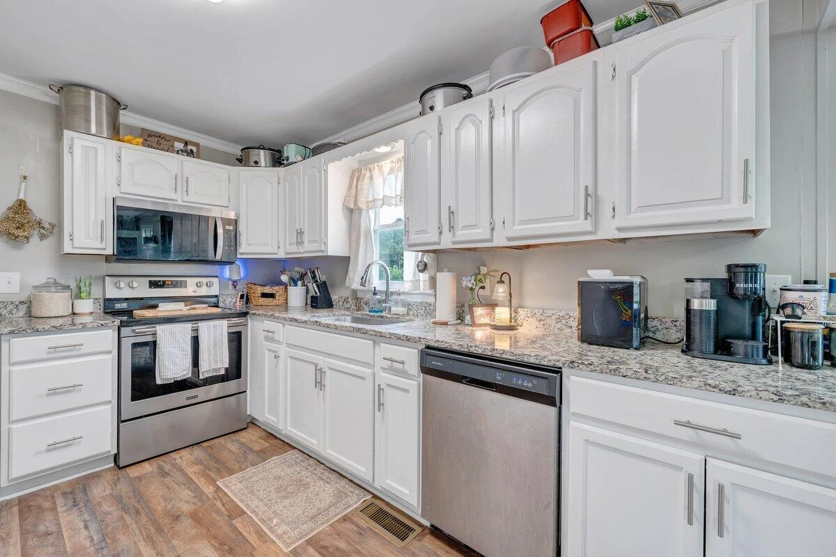 4228 Franklin ST - Photo 4