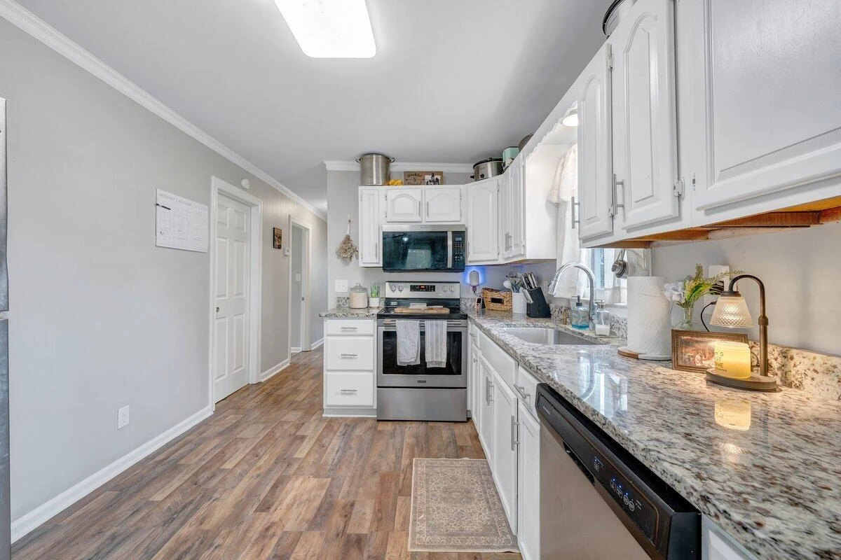 4228 Franklin ST - Photo 7