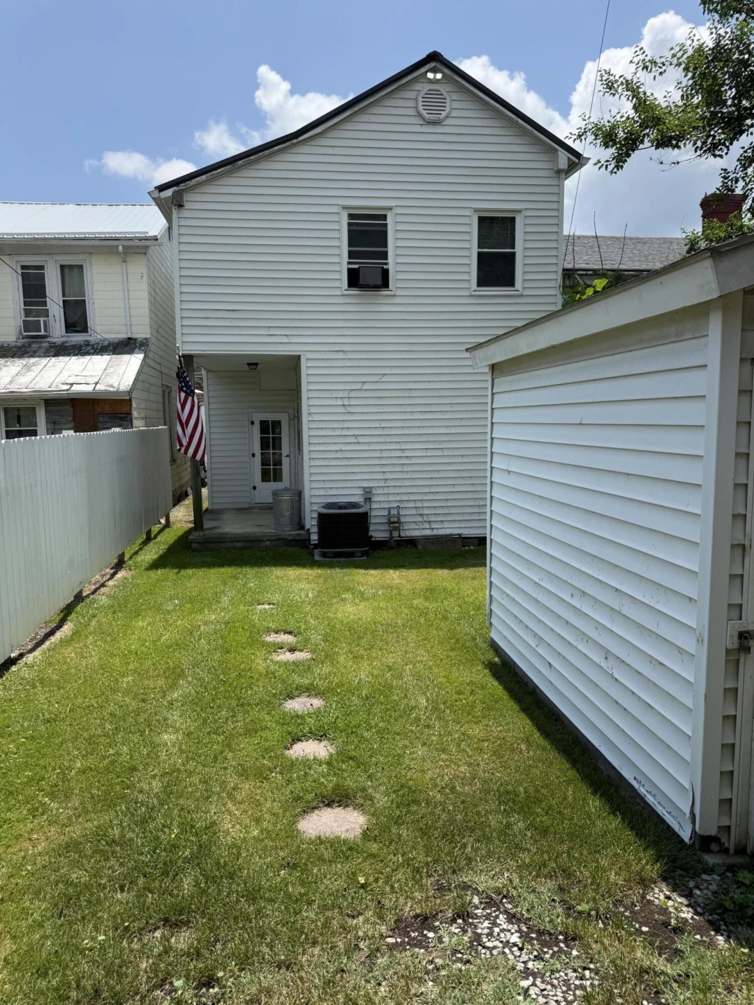704 Church ST - Photo 4