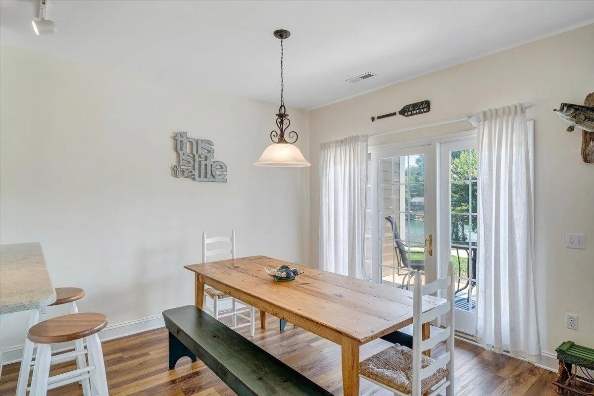 335 S Pointe Shore DR #APT 303 - Photo 10