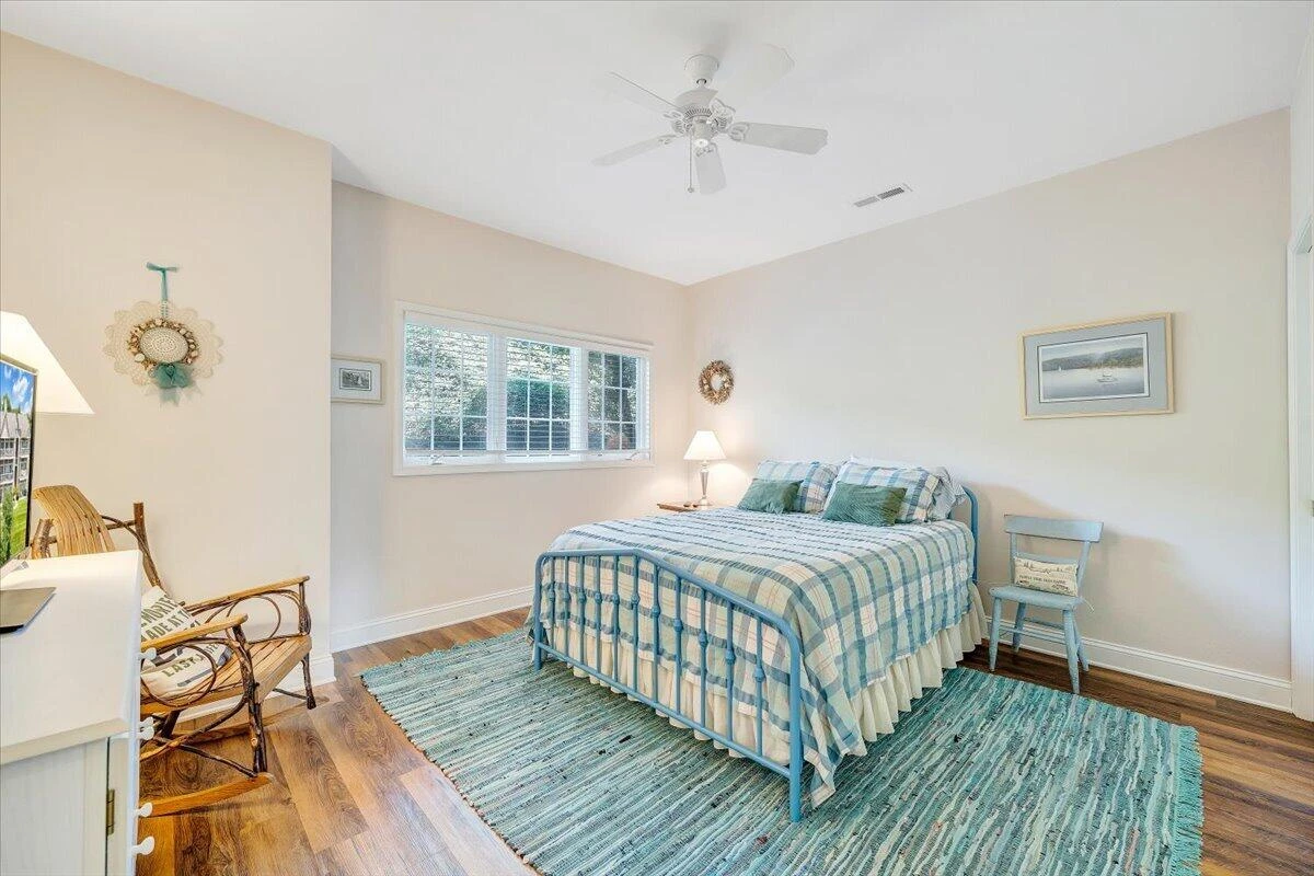335 S Pointe Shore DR #APT 303 - Photo 17