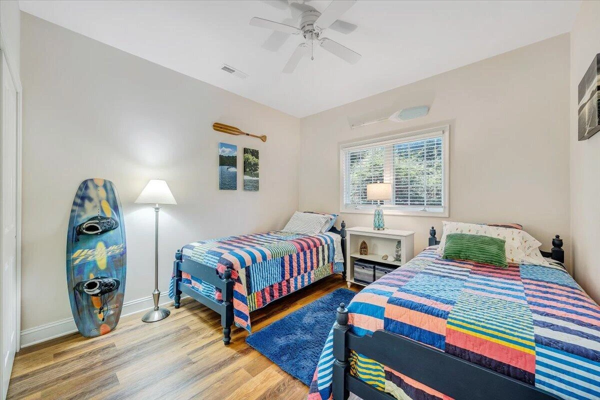 335 S Pointe Shore DR #APT 303 - Photo 20