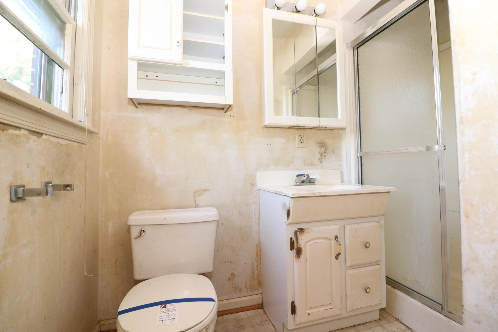 1031 Broadhill DR - Photo 11