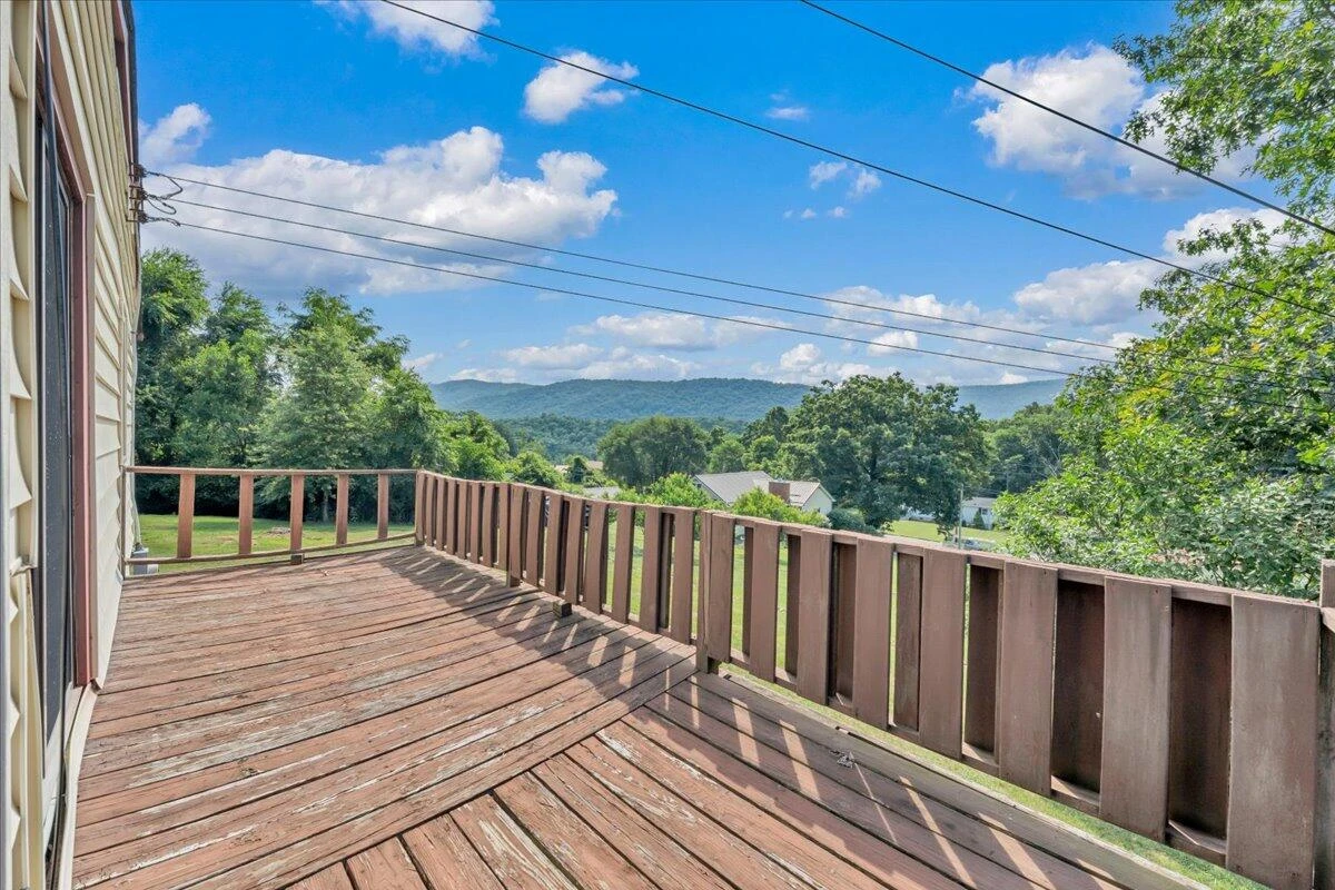 201 Long AVE - Photo 25