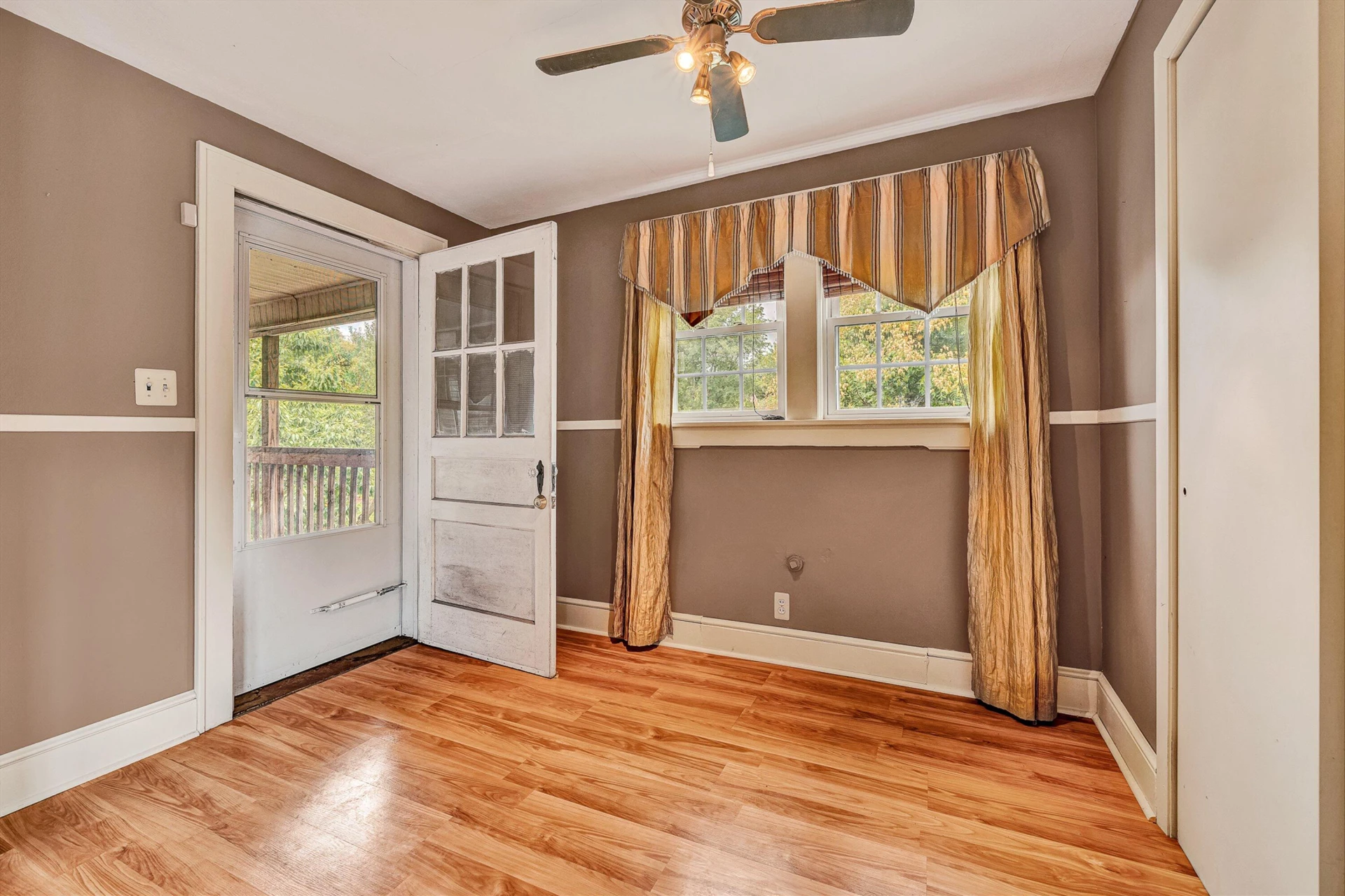 2704 Floraland DR NW - Photo 32