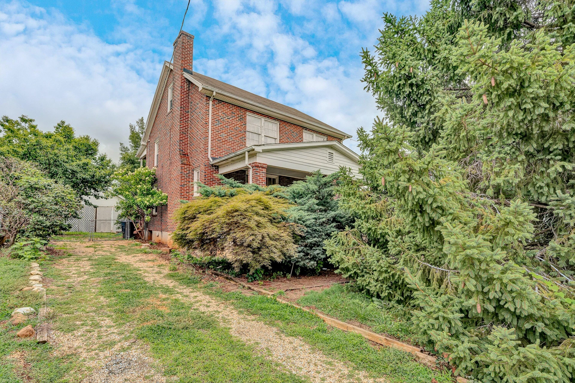 2704 Floraland DR NW - Photo 20