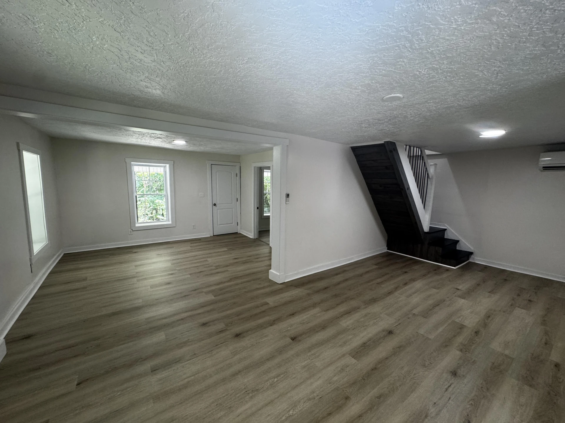 4420 Seneca Hollow RD - Photo 2