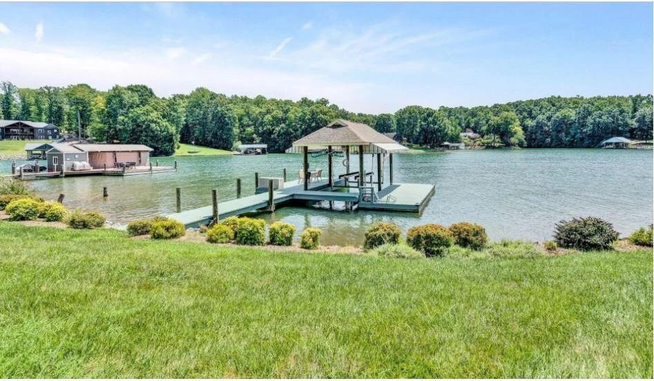 308 Pine DR - Photo 11