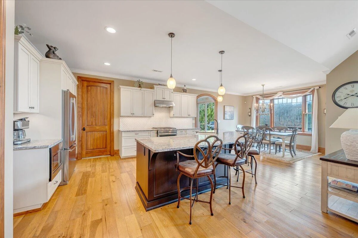 308 Pine DR - Photo 20