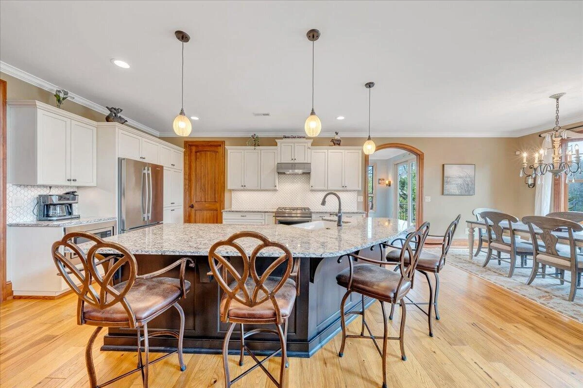 308 Pine DR - Photo 21