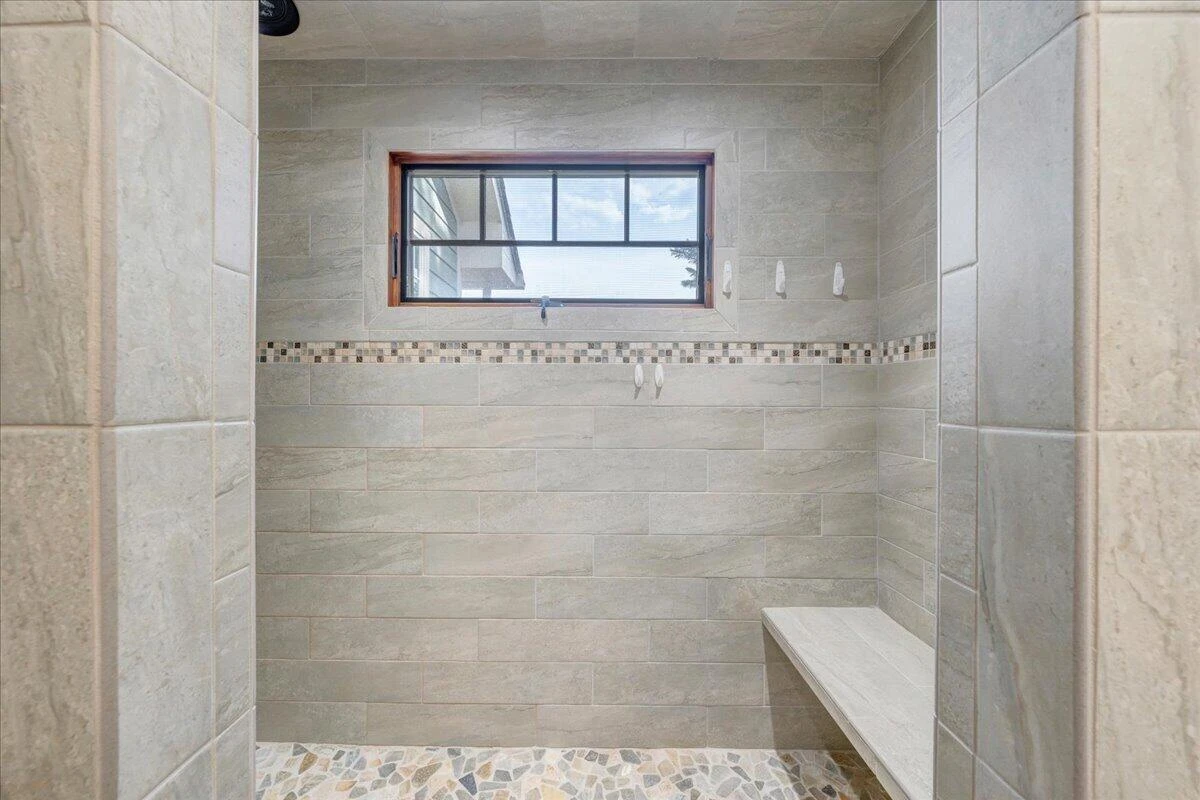 308 Pine DR - Photo 36