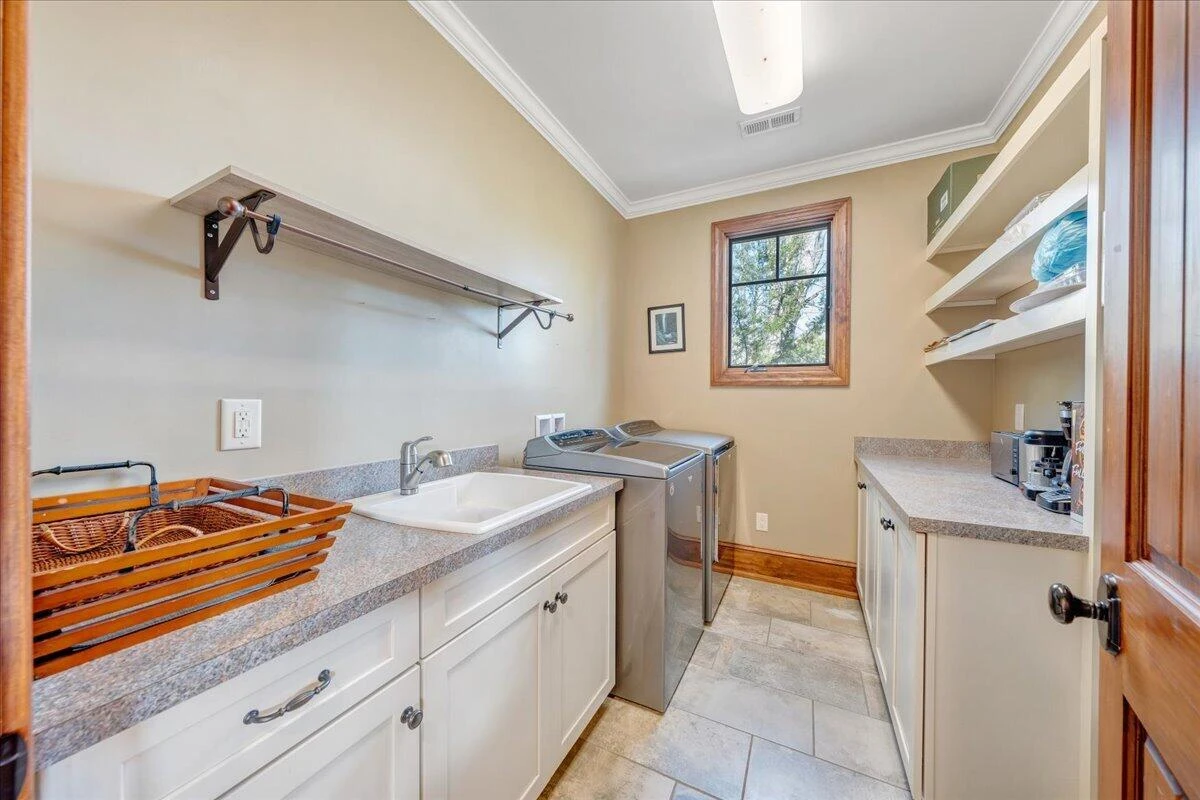 308 Pine DR - Photo 41