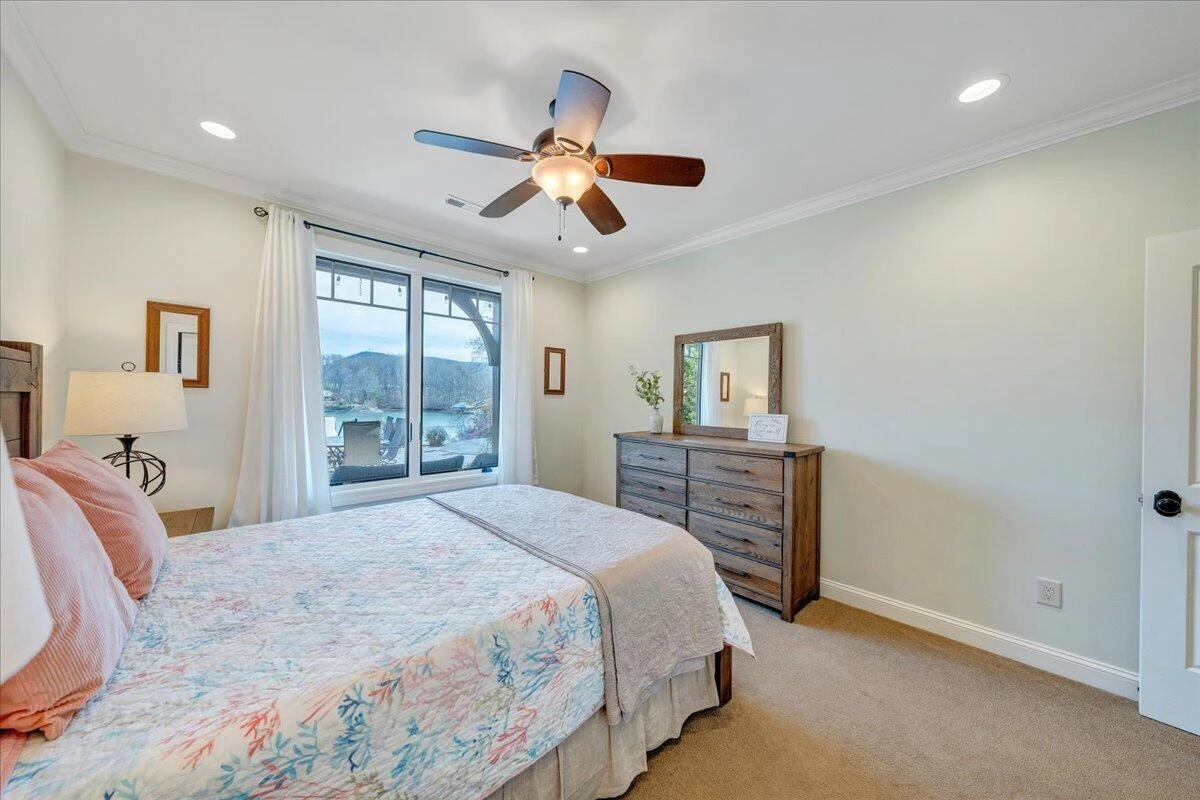 308 Pine DR - Photo 47