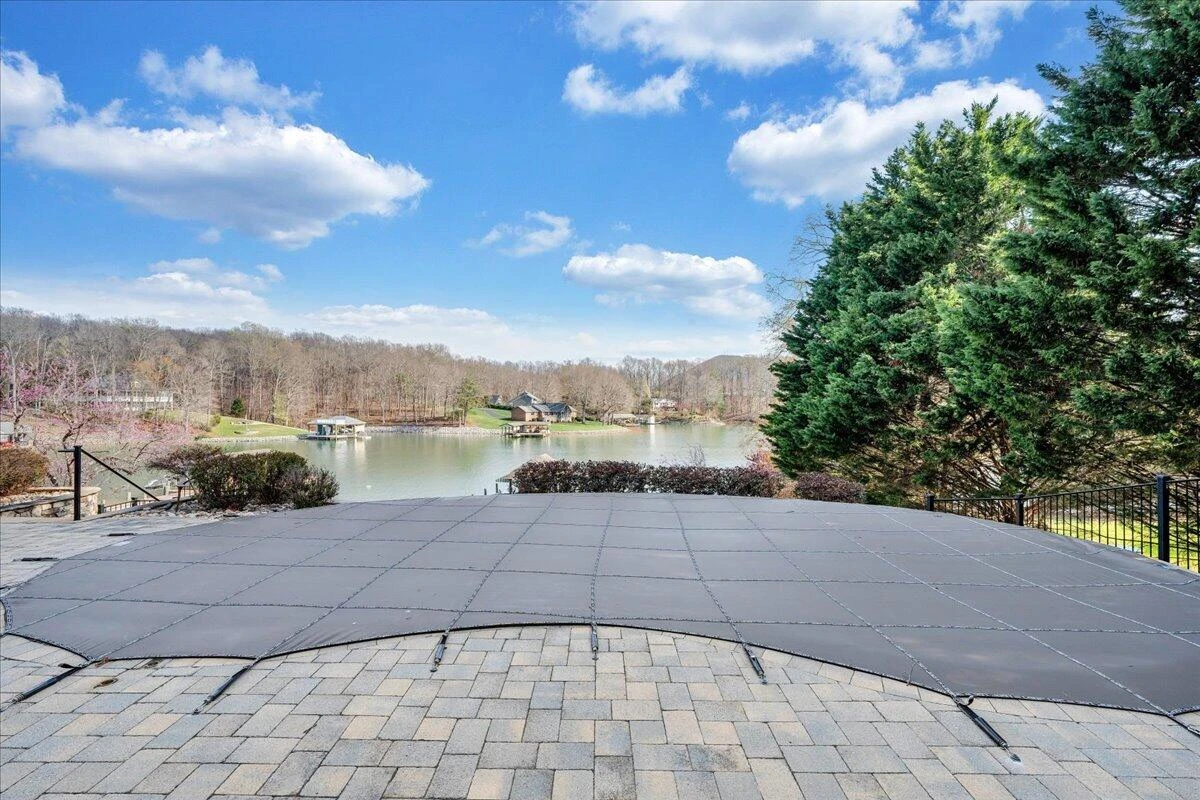 308 Pine DR - Photo 64