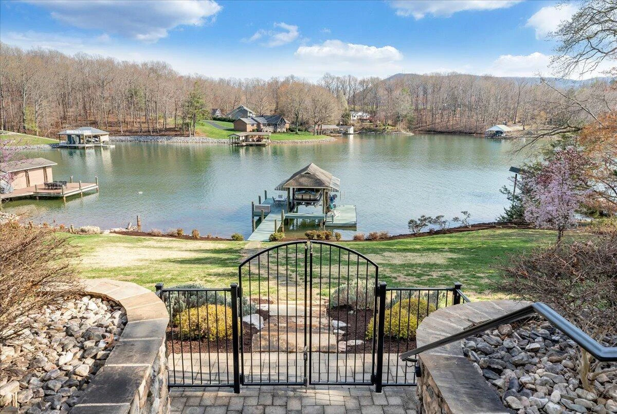308 Pine DR - Photo 66