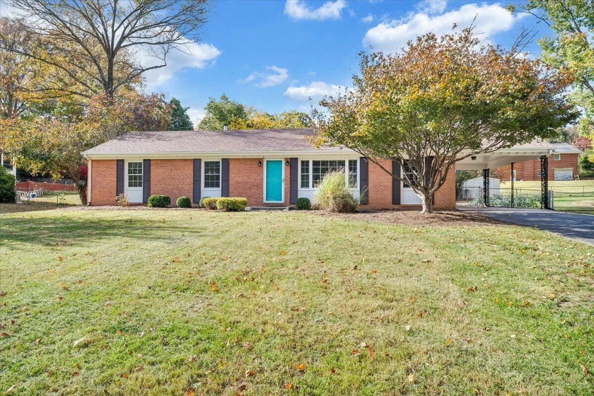 3565 Colony LN