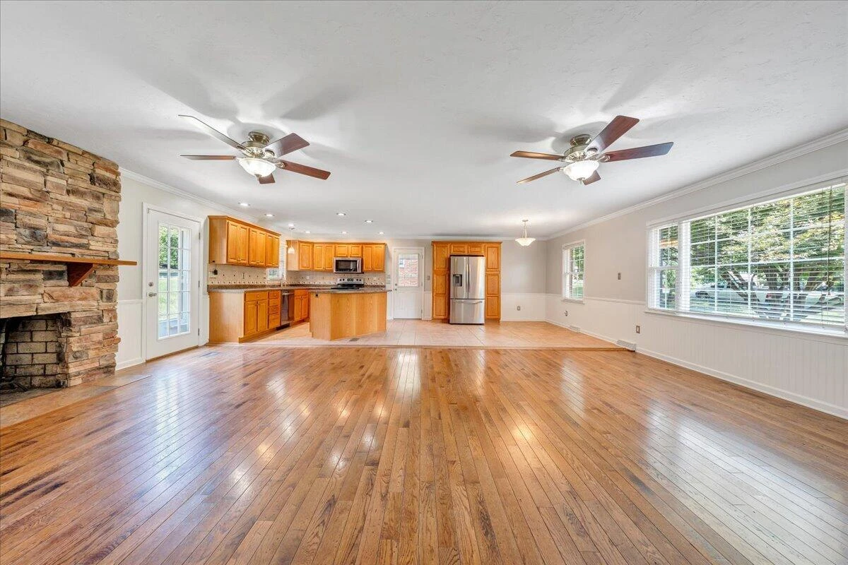 3565 Colony LN - Photo 4